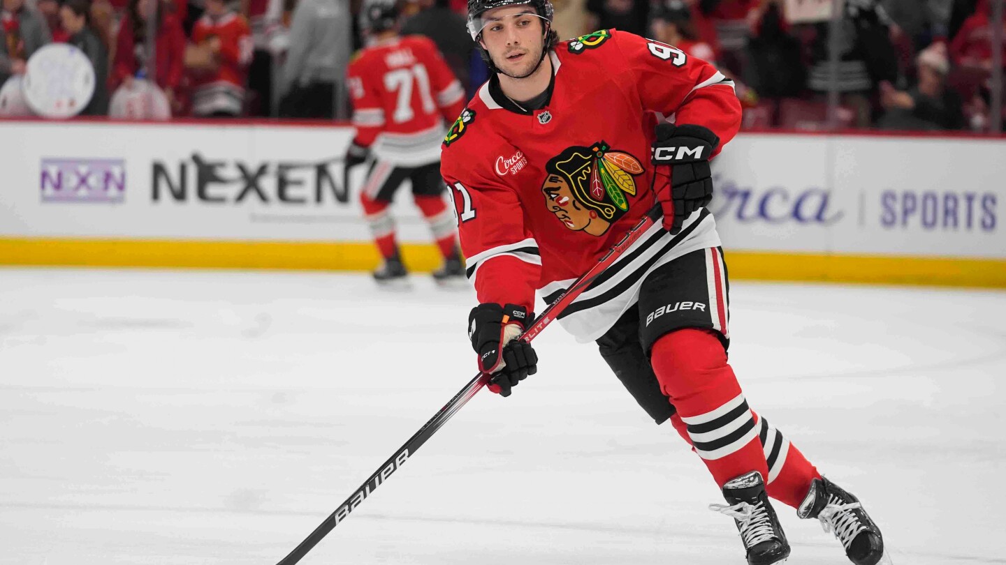 Chicago Blackhawks agree with Frank Nazar on a 7-year, $46.13M extension