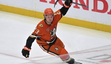 Mason McTavish's holdout is 'disappointing,' Ducks GM says