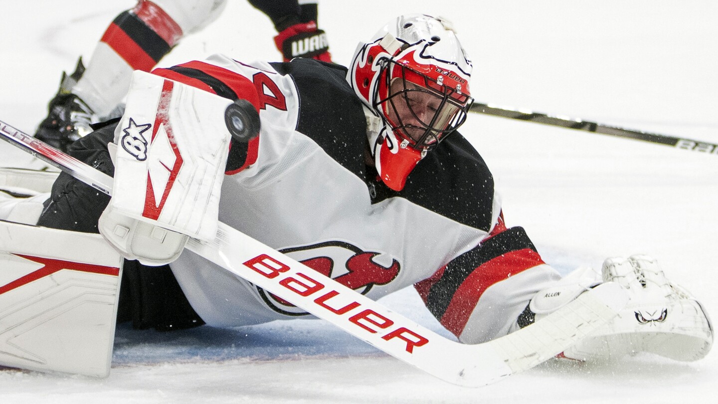 Jake Allen makes 31 saves in the Devils' 3-0 victory over the Oilers