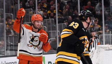 Bruins' third-period meltdown against Ducks sums up early-season struggles