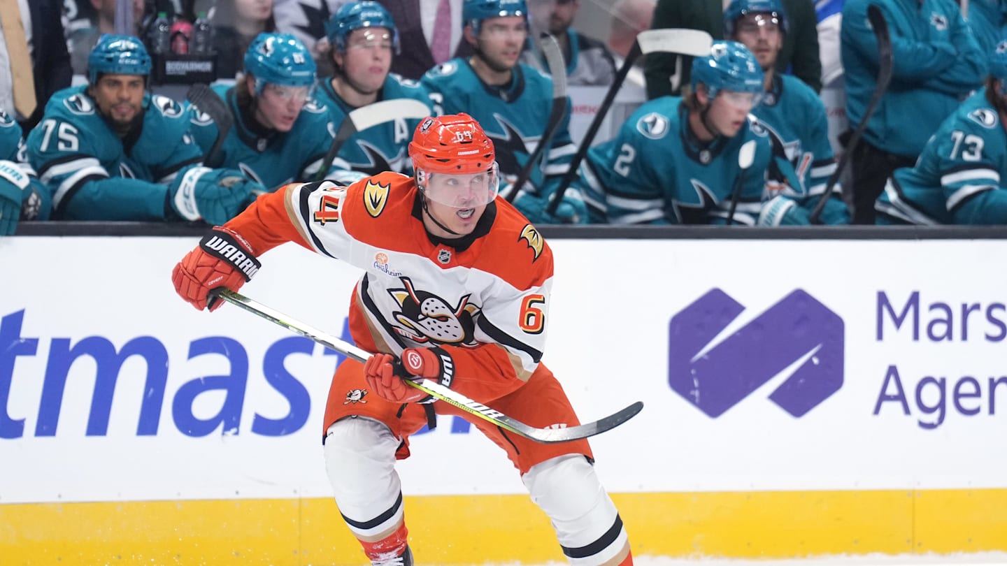 Mikael Granlund Makes Anaheim Ducks History With Latest Feat