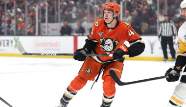 Anaheim Ducks forward Beckett Sennecke looks like a potential Calder Trophy candidate this season.
