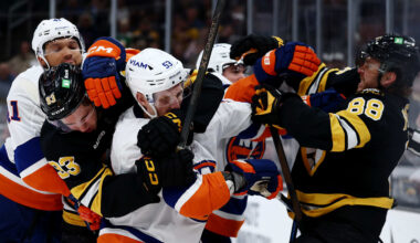 New York Islanders v Boston Bruins