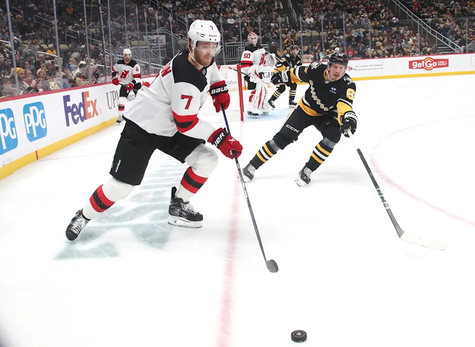 Dougie Hamilton (© Charles LeClaire-Imagn Images)