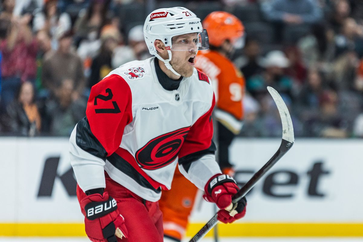 Carolina Hurricanes L Nikolaj Ehlers (27) celebrates after a goal during an NHL game against the Anaheim Ducks on October 16, 2025 in Anaheim, CA.