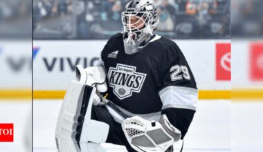 NHL waivers: Tampa Bay Lightning claim goalie Pheonix Copley from the Los Angeles Kings | NHL News