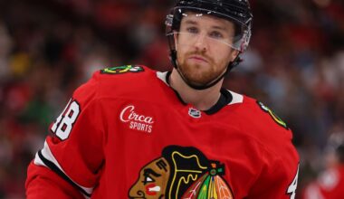 Matt Grzelcyk secures one-year deal from Chicago Blackhawks