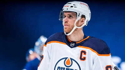 Connor McDavid’s uncertain future: Insider reveals surprising odds on Oilers captain leaving Edmonton