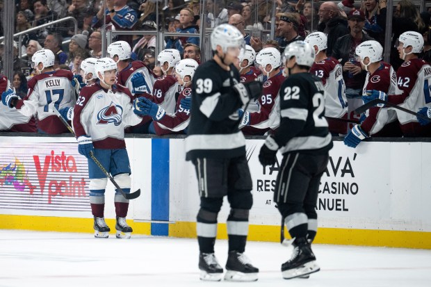 Colorado Avalanche left wing Artturi Lehkonen (62) celebrates his goal...