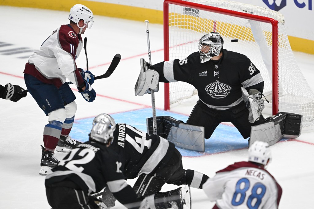 Kings’ season opener spoiled by Avalanche – Daily News