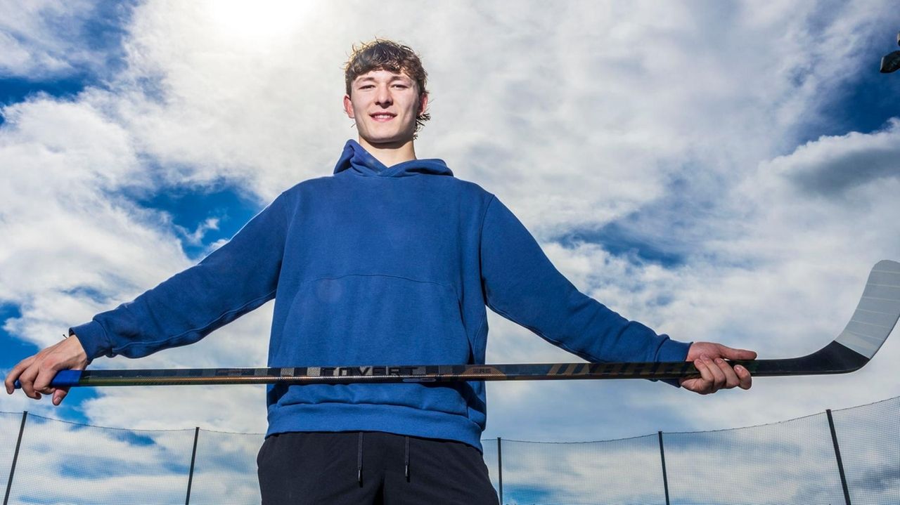 Matthew Schaefer's NHL debut: A tribute to his mother