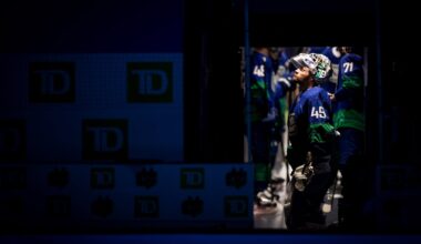 ‘He’s a hugger’: NHL players talk pre-game hallway rituals | NanaimoNewsNOW