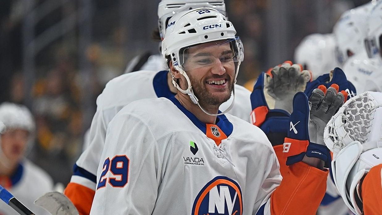 Islanders' Jonathan Drouin knew his cross check looked bad