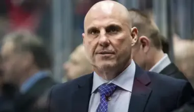 Ex-Canucks Coach Rick Tocchet Calls Out Matvei Michkov the Same Way He Did with Elias Pettersson