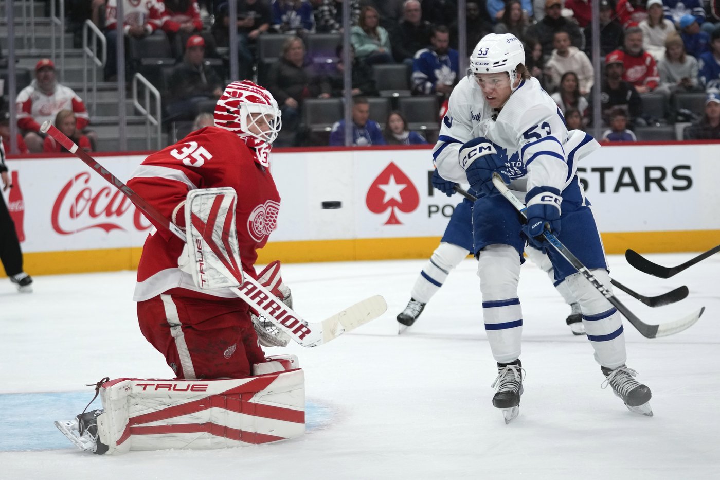 ‘He looks the part’: Maple Leafs rookie Easton Cowan impresses in NHL debut
