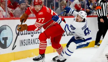 Insider hints at potential trade for Maple Leafs forward Nick Robertson