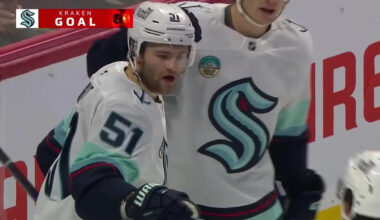 Jared McCann with a Goal vs. Montréal Canadiens