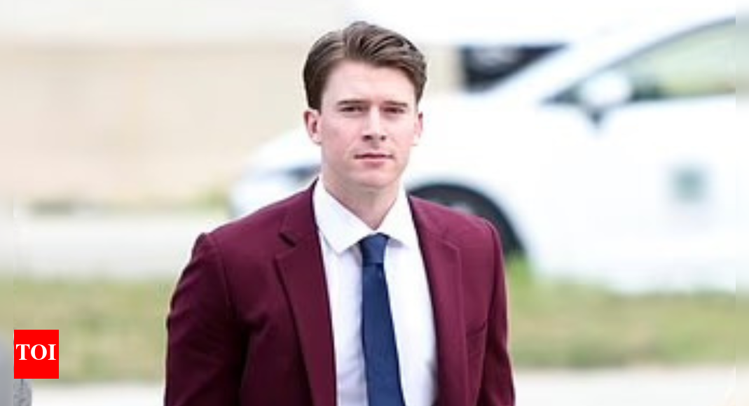 Carter Hart signs with Vegas Golden Knights weeks after being cleared in 2018 Canada sexual assault case | NHL News