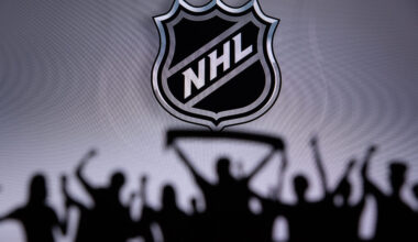 10-16-25 – Deseret News’ Brogan Houston on Mammoth’s win over Flames, Delta Center renovations, and more!