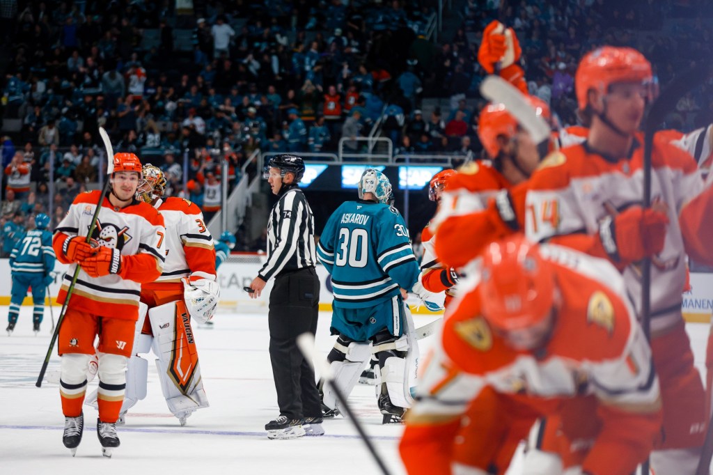 San Jose Sharks haunted by familiar problems in loss to Anaheim Ducks