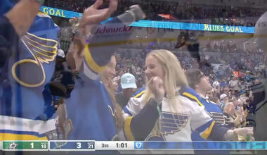 Jimmy Snuggerud with a Goal vs. Dallas Stars