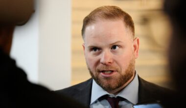 San Jose Sharks head coach reveals he would 'give up one of his children for a win' in shocking postgame rant