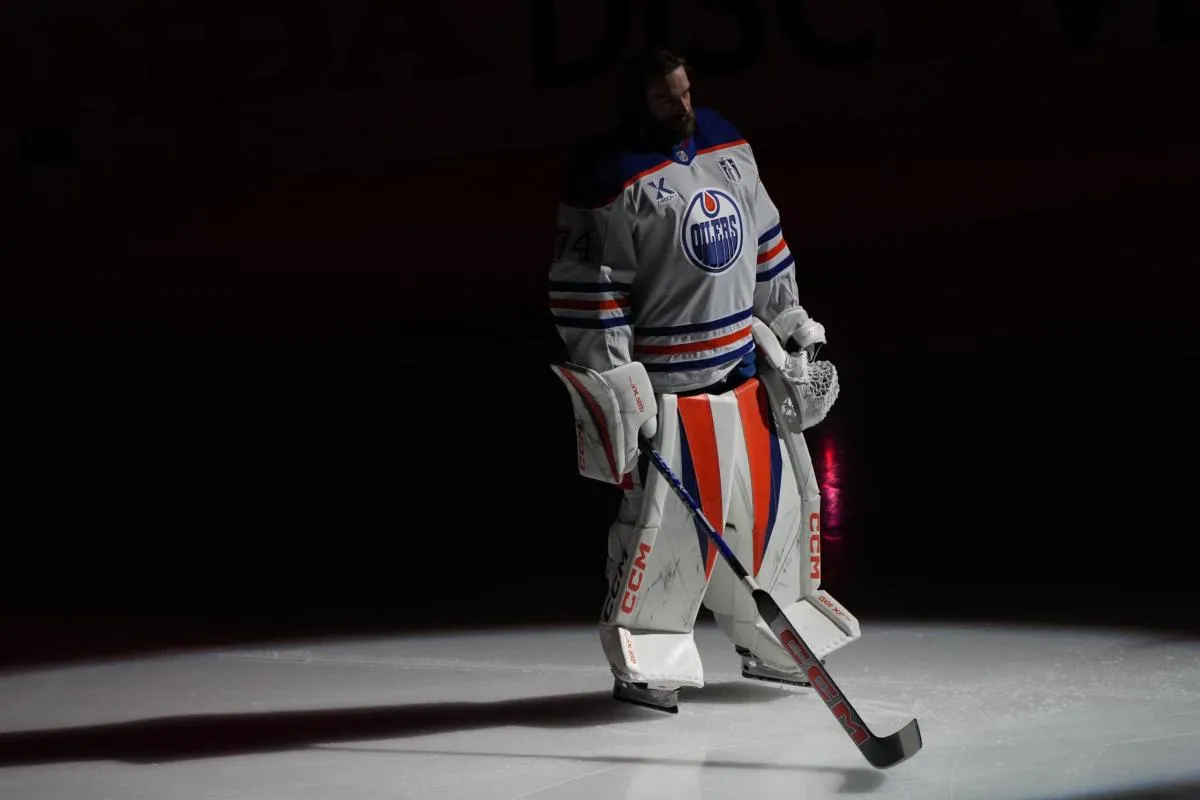Elite young goalie prospect on trade block, connected to Oilers