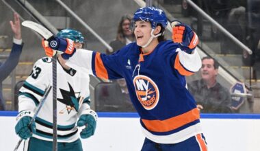 Islanders' Matthew Schaefer has goal, assist in win over Sharks