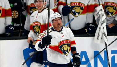 Brad Marchand struggles to fight back tears on emotional return to Boston Bruins