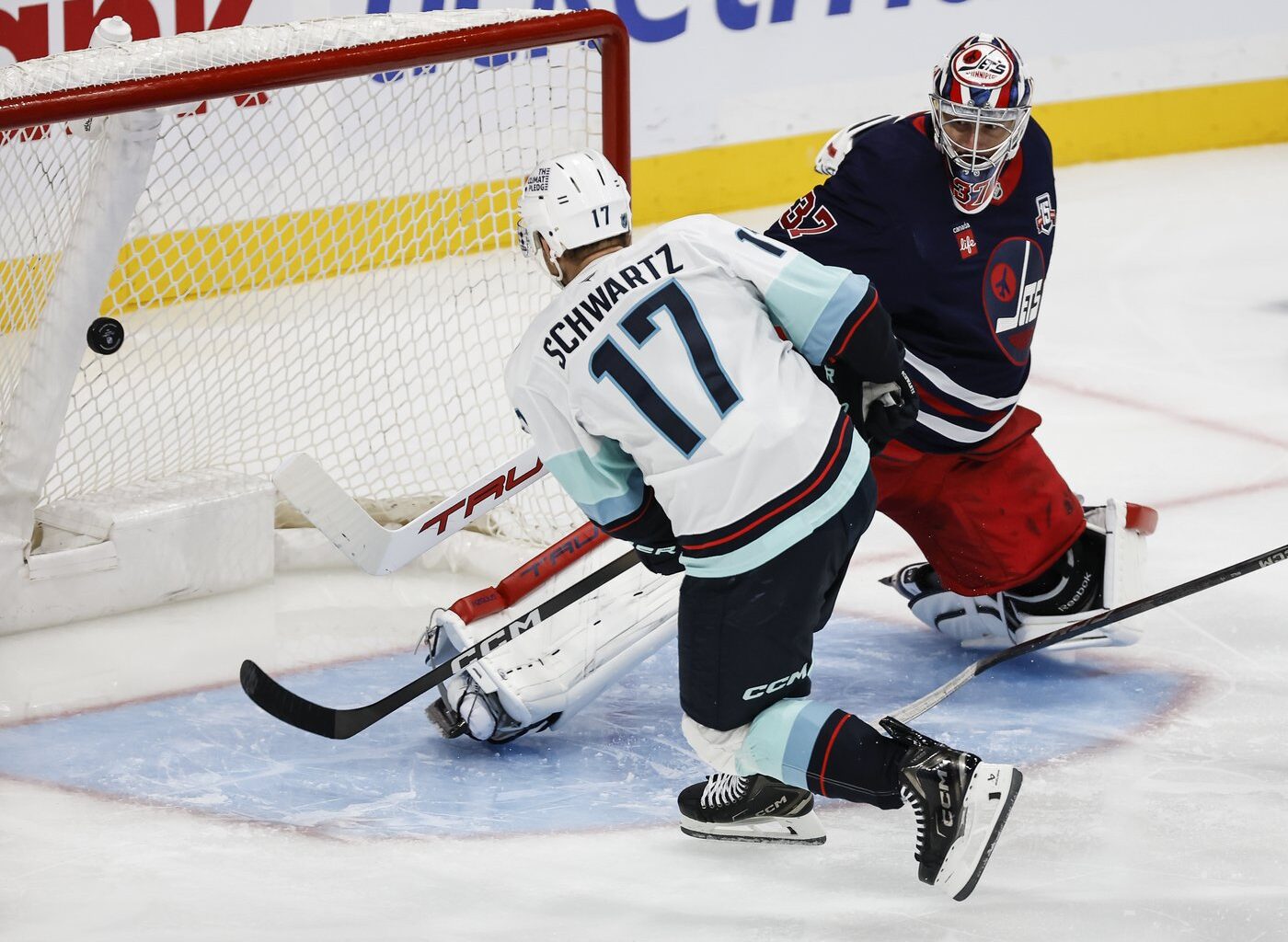 Seattle Kraken’s 3-0 win over Winnipeg Jets a family affair for Lamberts, Fleurys