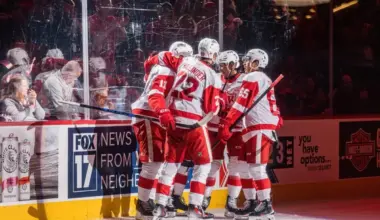 Red Wings' AHL team set to make history with current undefeated season starting streak