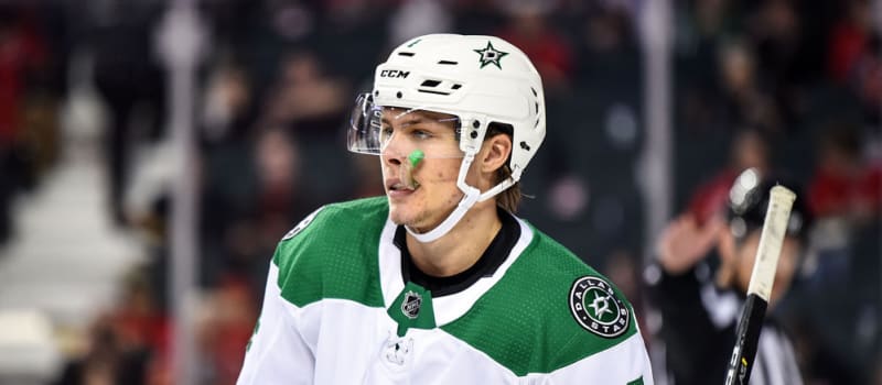 Odds, Best Bets & Parlay Tips