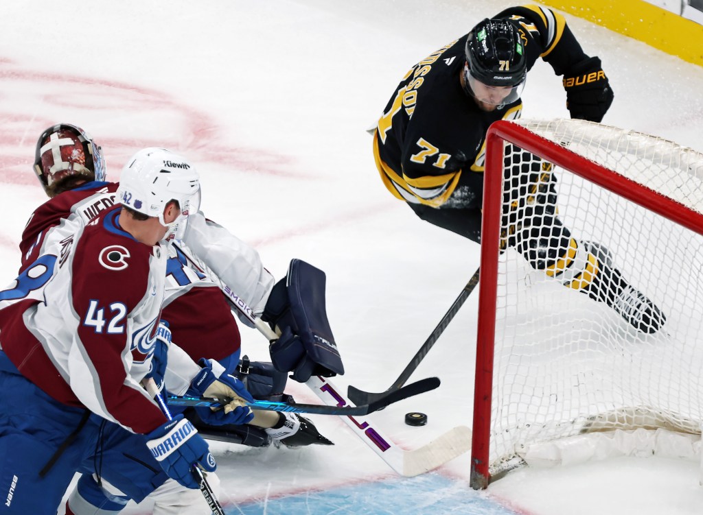 Bruins hand Avalanche first regulation loss as Colorado offense labors