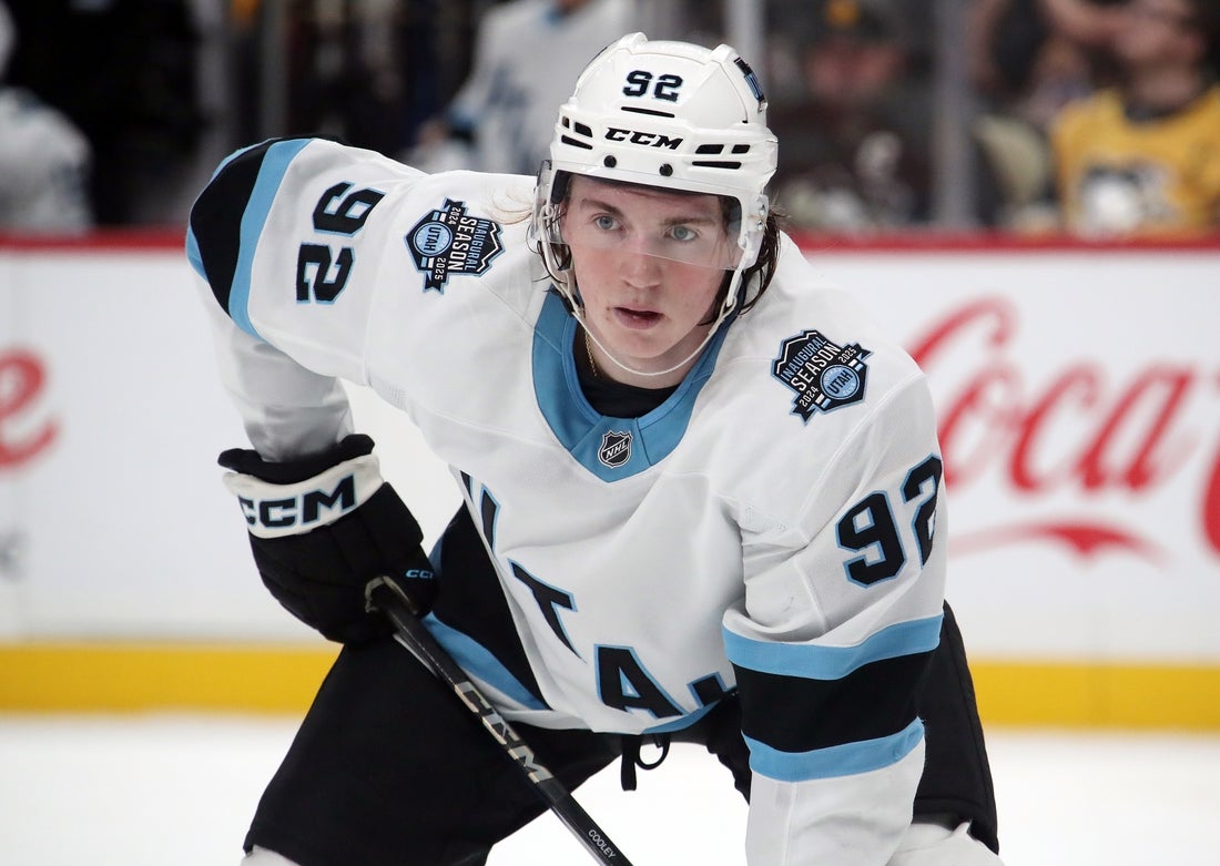 Mammoth F Logan Cooley inks 8-year, $80M extension