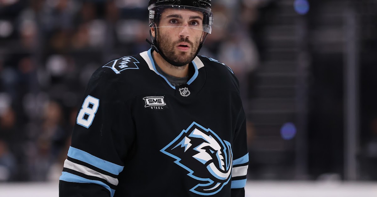 Nick Schmaltz Provided Mammoth List of Trade Teams He Would Approve