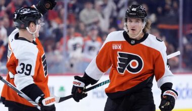 Zegras stays hot at home with two goals and an assist in Flyers' 4-1 win over Predators