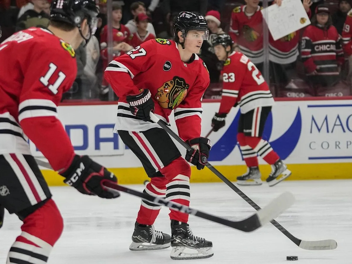 Hawks' Lukas Reichel may be a logical target for Oilers GM Stan Bowman