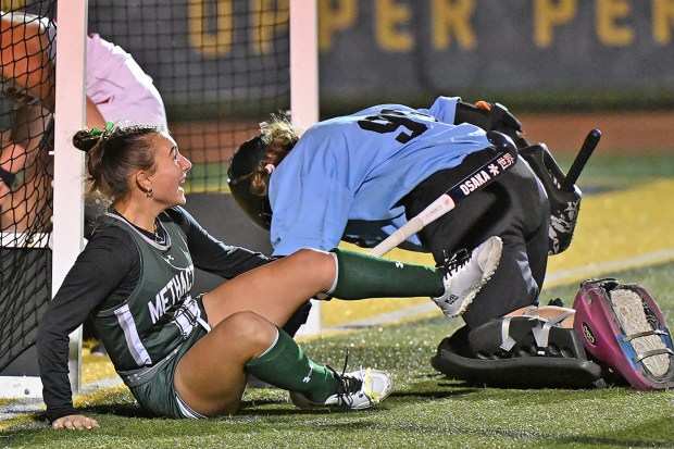 Adriana Hopple (left) beat Boyertown goalie Addie Galianese in the fourth quarter for the PAC championship's only goal, a 1-0 Methacton victory. (Photo by Joe Evans/JoeEvansPictures.com)