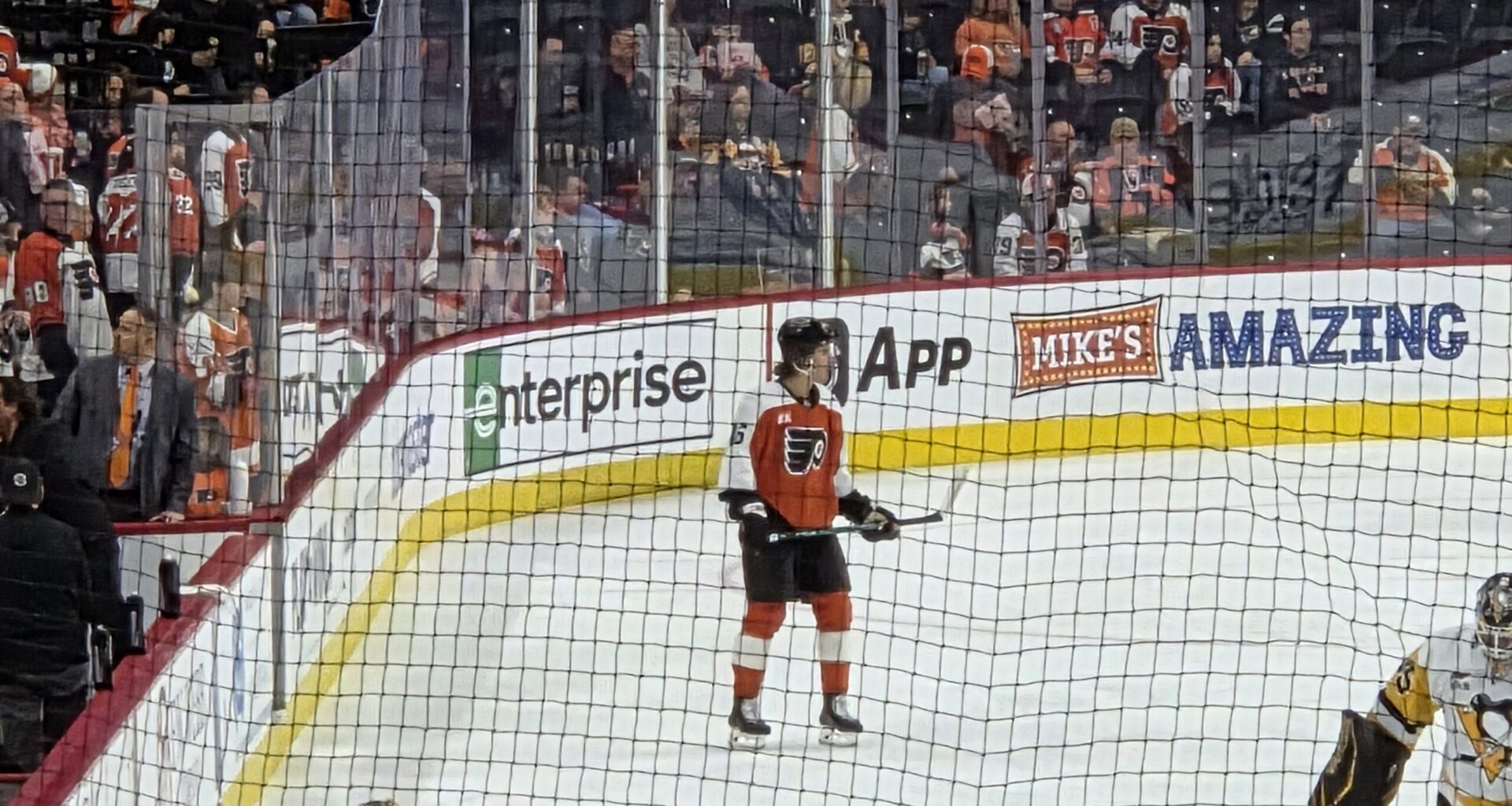 Flyers claw past Predators with big night from Zegras ► FLYERS NITTY GRITTY