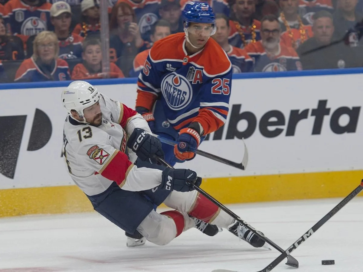 Struggling vets hold on to top spots in Edmonton Oilers line-up, but for how long?