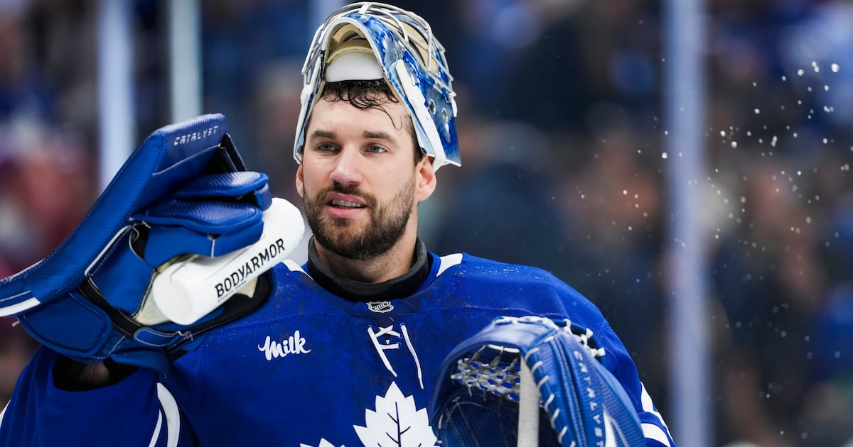 Stolarz clears the air after calling out Nylander, Leafs