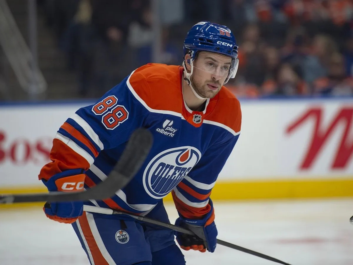 New Oilers attacker debuts on RNH line, Mangiapane bumped to top
