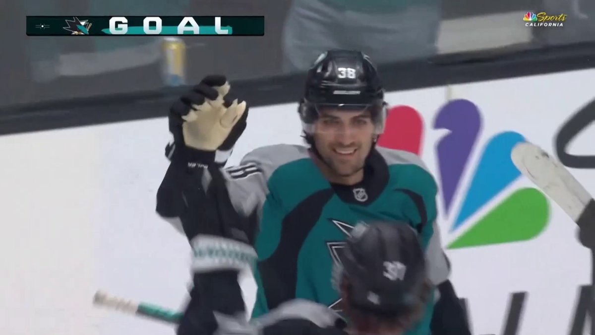 Mario Ferraro scores to extend Sharks’ lead vs. Devils – NBC Sports Bay Area & California