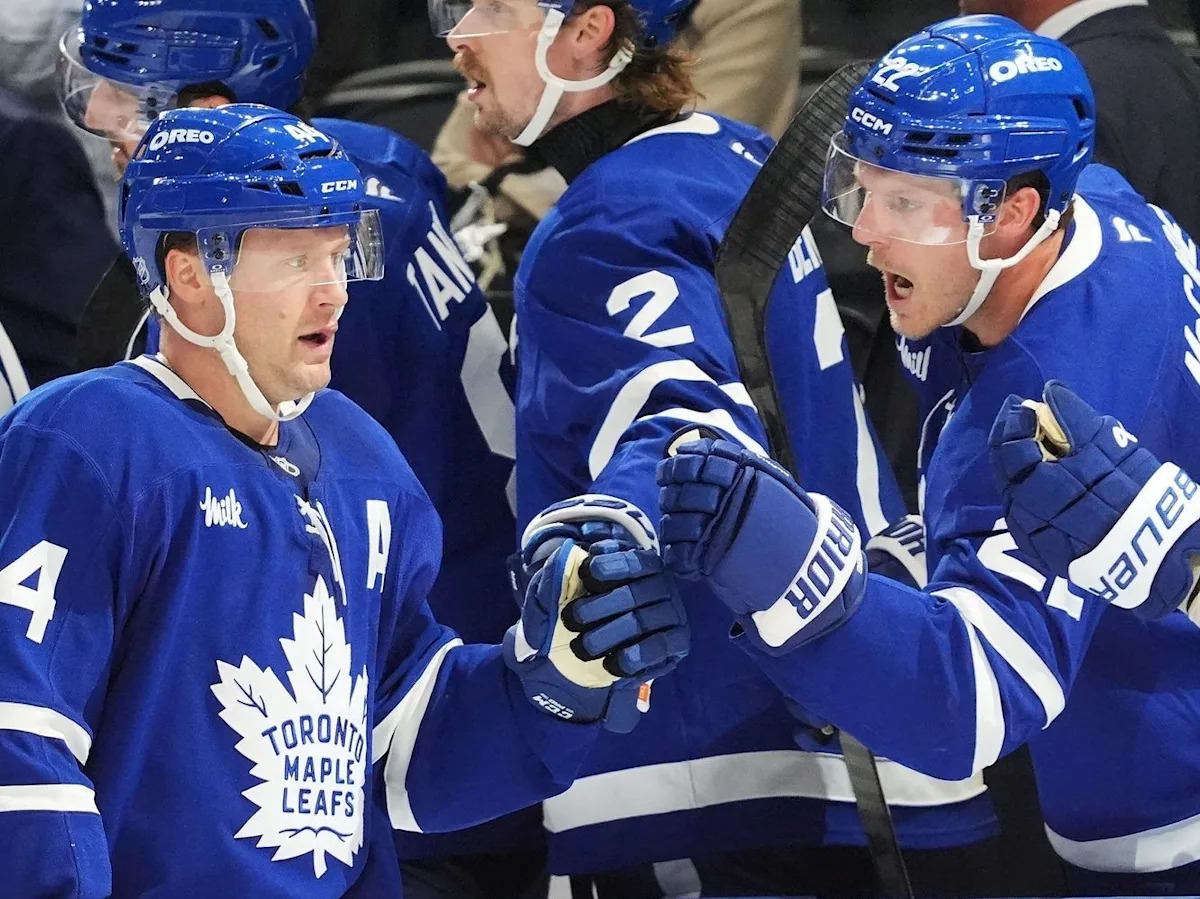 Rielly scores winner as Maple Leafs beat Canadiens in season opener