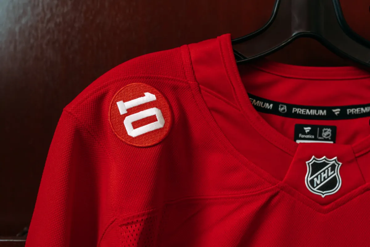 Detroit Red Wings announce change to their jerseys in honor of fallen franchise legend