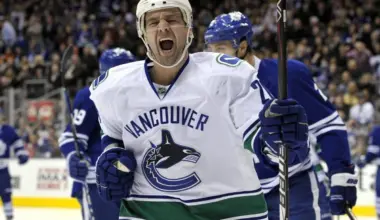 Chris Higgins Doesn't Hold Back on What He's Seeing Out of the Vancouver Canucks This Season
