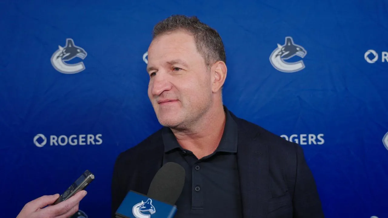 Vancouver Canucks Head Coach Adam Foote Full of Praise For Recently Formed "Abbotsford Line"