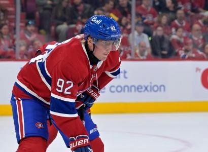 Oct 14, 2025; Montreal, Quebec, CAN; Montreal Canadiens forward Patrik Laine (92) prepares for a face off against the Seattle Kraken during the first period at the Bell Centre. Mandatory Credit: Eric Bolte-Imagn Images