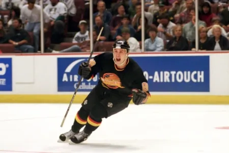 Former Vancouver Canucks forward Alexander Mogliny.