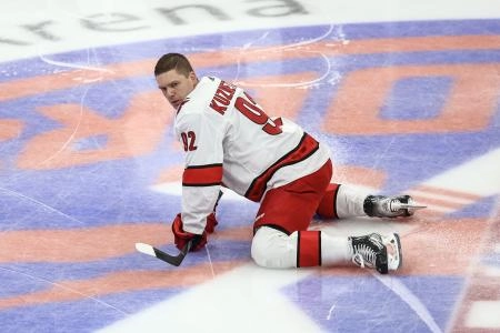 Drama already ensuing after Evgeny Kuznetsov making himself look bad weeks after signing a new contract in the KHL